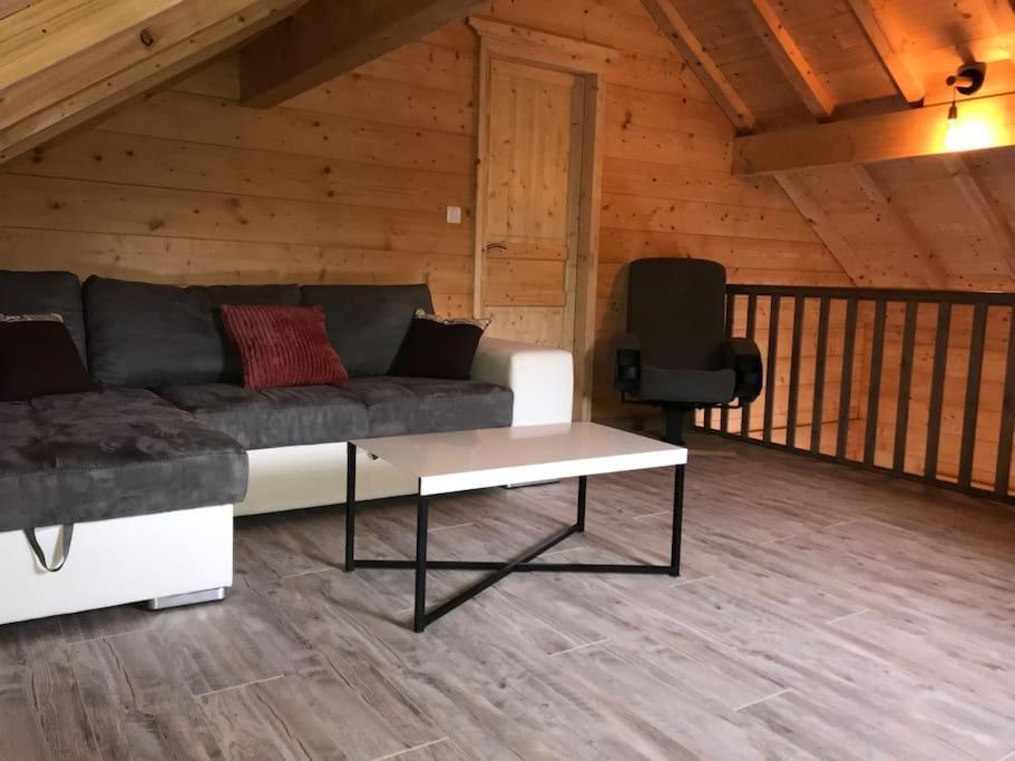 Forest Jura Lodge - Chalet De La Vache Alieze Екстер'єр фото